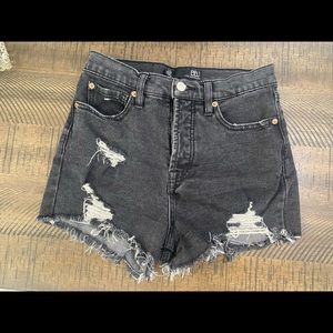 BBJ Women’s Jeans Shorts Size 1/25 - used less than 10 times